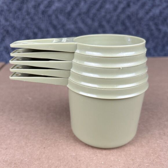 Vintage Tupperware Measuring Cups Set of 5 Avocado Green Retro - Picture 4 of 11